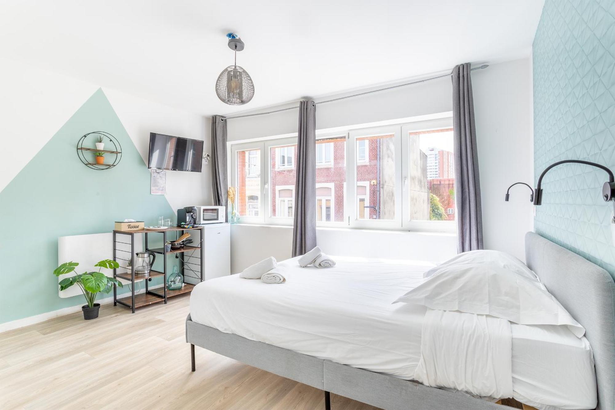 S&K Suite Grande Rue Roubaix - Chambre Spacieuse Et Sdb Privee - Netflix Et Cuisine Exteriér fotografie