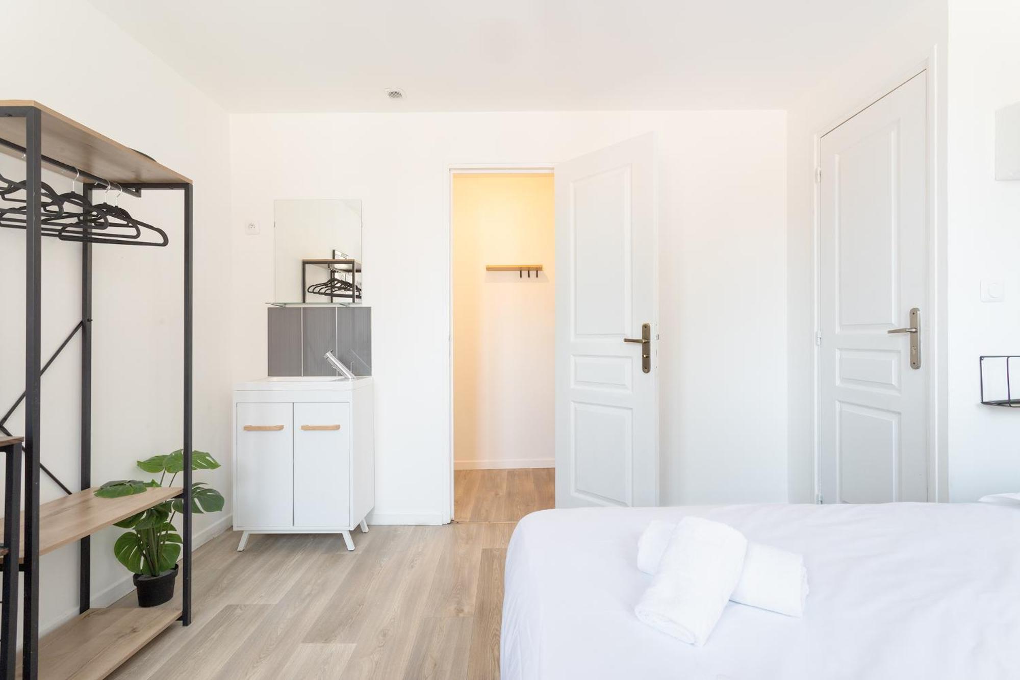 S&K Suite Grande Rue Roubaix - Chambre Spacieuse Et Sdb Privee - Netflix Et Cuisine Exteriér fotografie